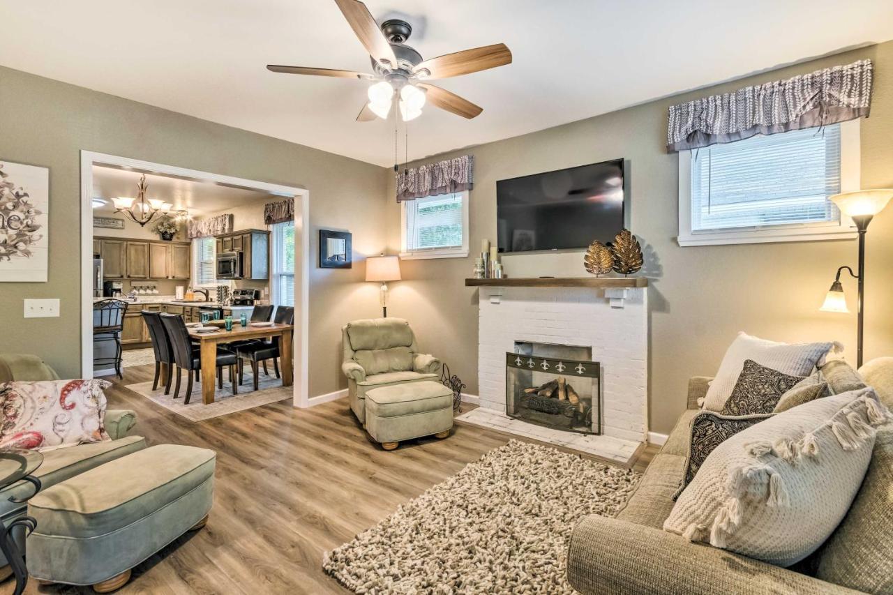 Remodeled Downtown Hot Springs Home With Porch エクステリア 写真
