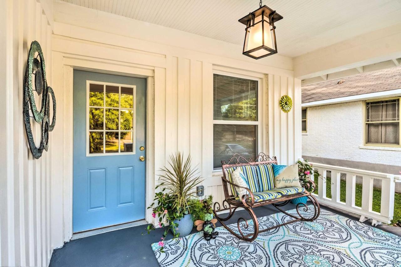 Remodeled Downtown Hot Springs Home With Porch エクステリア 写真