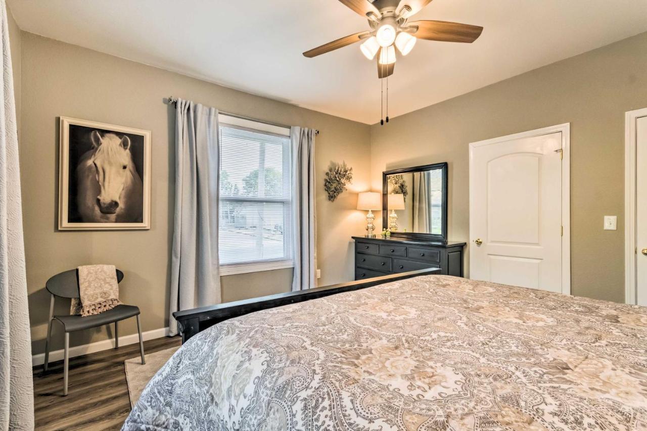 Remodeled Downtown Hot Springs Home With Porch エクステリア 写真